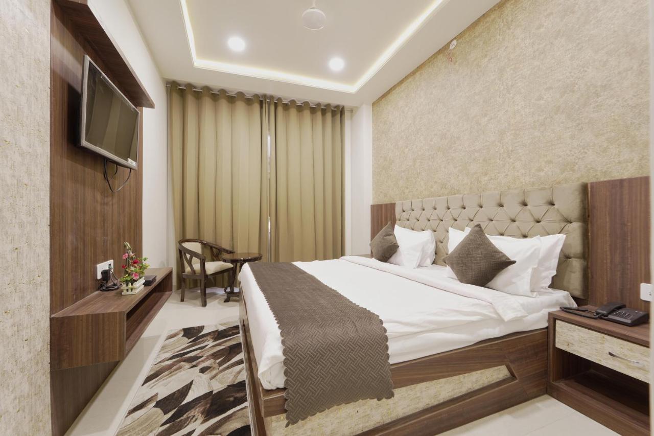 Hotel Ajmer Sheraton Zewnętrze zdjęcie