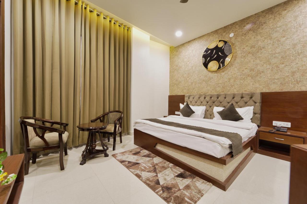 Hotel Ajmer Sheraton Zewnętrze zdjęcie