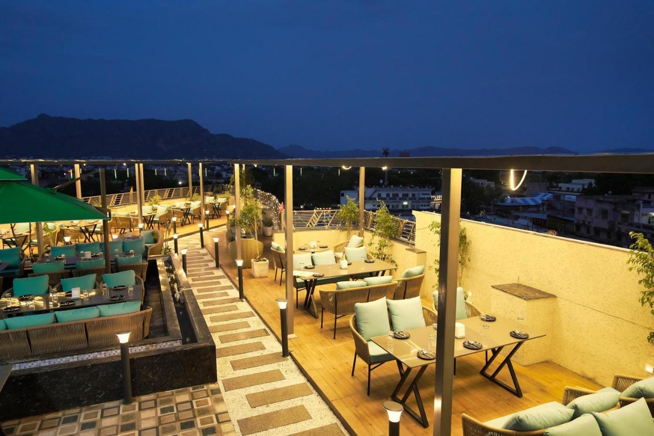 Hotel Ajmer Sheraton Zewnętrze zdjęcie